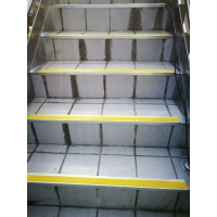 铝合金楼梯防滑条幼儿园台阶踏步防撞止滑金属护角收口定制